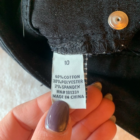 ✨Refuge Black High-Waisted Shorts - Size 10✨ - Picture 4 of 4